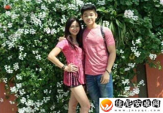 53-岁大妈与小奶狗的奇妙爱恋