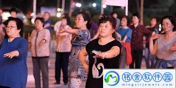 暴躁大妈：广场舞之争与社区矛盾