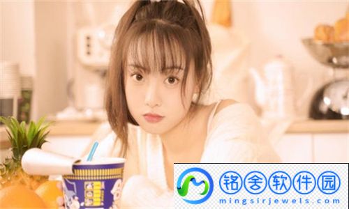 ysl蜜桃棕调色：探索这一时尚色彩背后的魅力与搭配秘籍