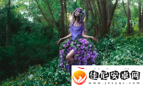 双龙入侵1v2孤身迎战双敌：挑战策略极限的生存之道！