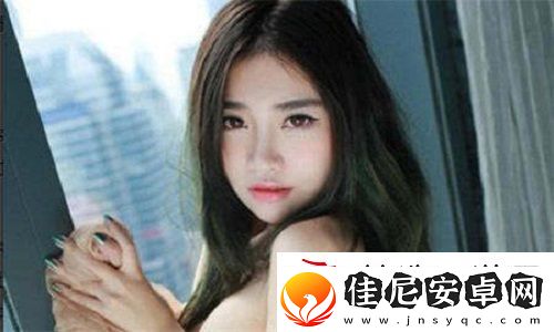法国满天星酒店服务生：深入探讨服务生的日常与挑战-也让她在面对高压时展现出令人钦佩的毅力