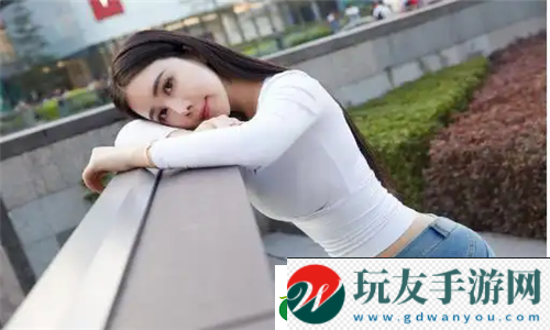 瞒着老公加班的HR中字:背后竟隐藏着她不为人知的秘密! 瞒着老公加班的HR中字:背后竟隐藏着她不为人知的秘密!