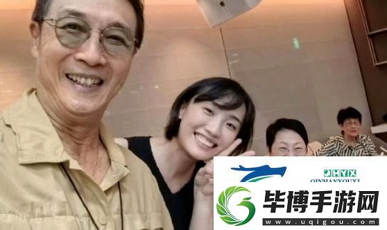 42岁胡歌罕见秀恩爱